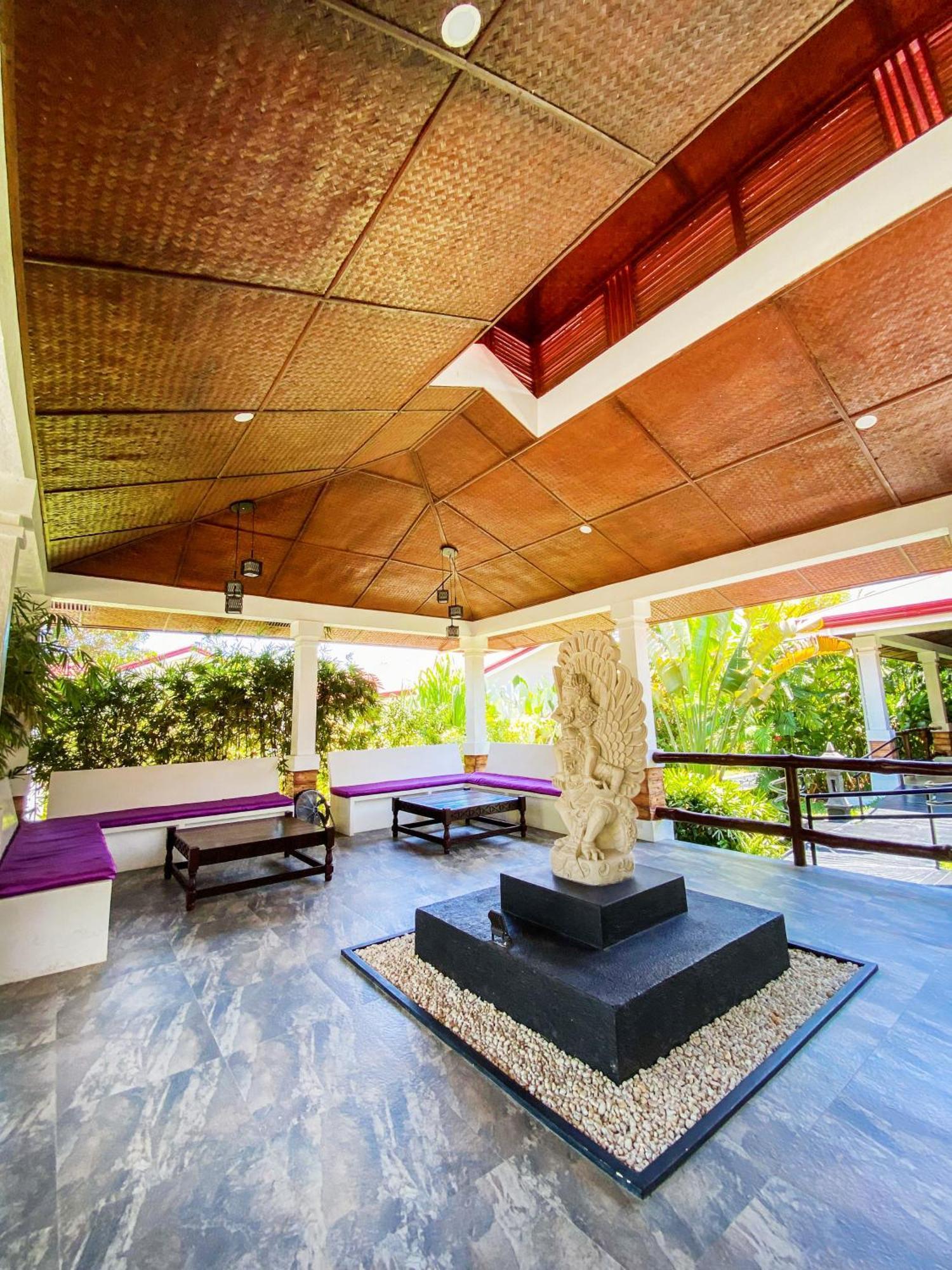 Carpe Diem Villas & Resort Puerto Princesa Екстериор снимка
