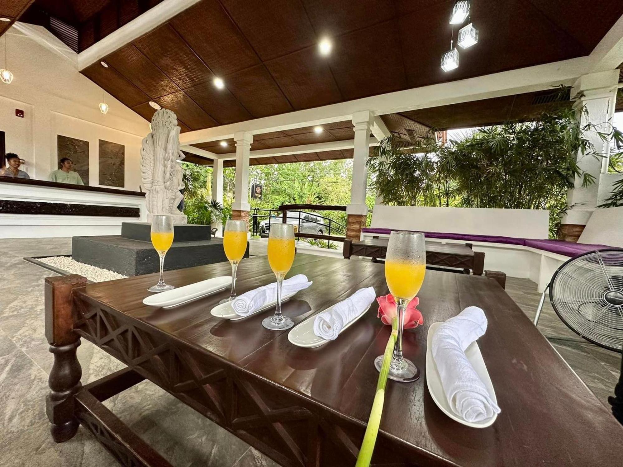 Carpe Diem Villas & Resort Puerto Princesa Екстериор снимка